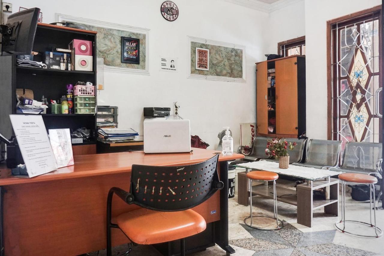 Oyo 91754 Wisma Tiqita Syariah Yakarta Exterior foto